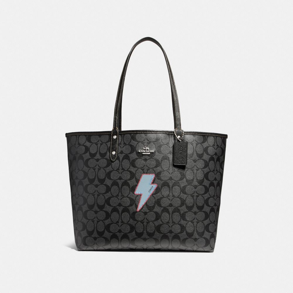 REVERSIBLE CITY TOTE WITH LIGHTNING BOLT MOTIF - COACH f22552 -  SILVER/BLACK SMOKE