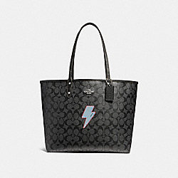 REVERSIBLE CITY TOTE WITH LIGHTNING BOLT MOTIF - f22552 - SILVER/BLACK SMOKE