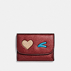 CARD POUCH WITH GLITTER HEART - COACH f22955 - LIGHT GOLD/MULTICOLOR 1