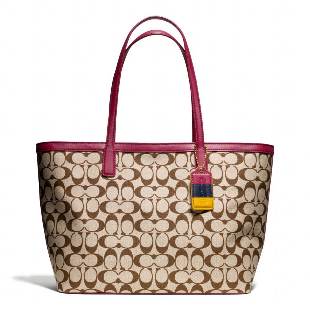 COACH f23107 WEEKEND PRINTED SIGNATURE ZIP TOP TOTE 