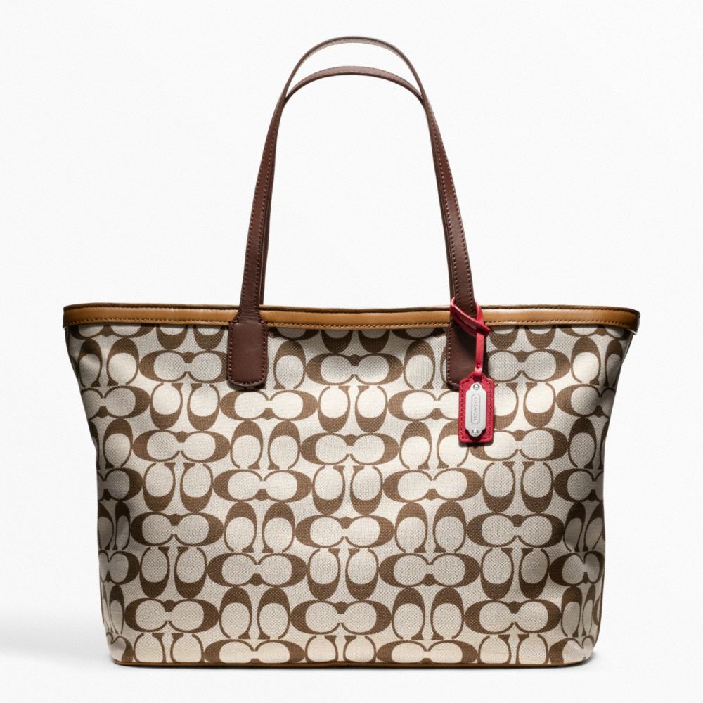 COACH f23107 WEEKEND PRINTED SIGNATURE ZIP TOP TOTE SILVER/CORAL