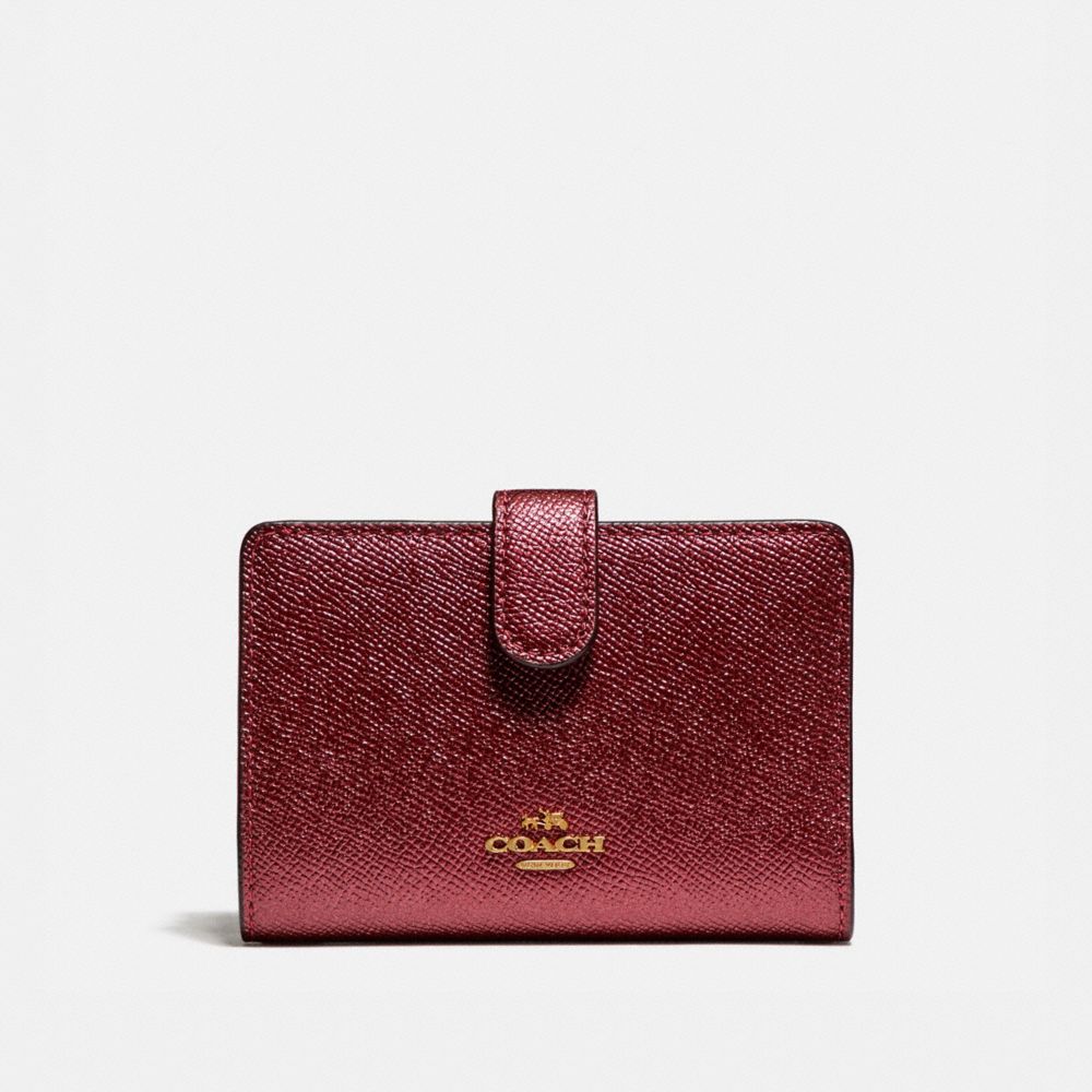 MEDIUM CORNER ZIP WALLET - COACH f23256 - LIGHT GOLD/METALLIC  CHERRY