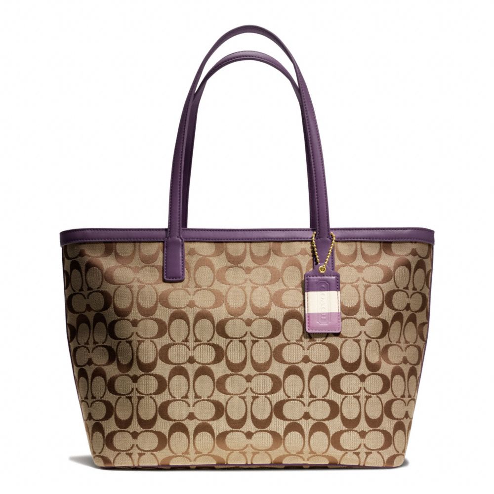 COACH WEEKEND SIGNATURE C MEDIUM ZIP TOP TOTE -  - f23465