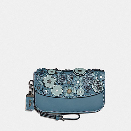 COACH CLUTCH WITH SMALL TEA ROSE - CHAMBRAY/BLACK COPPER - F23536