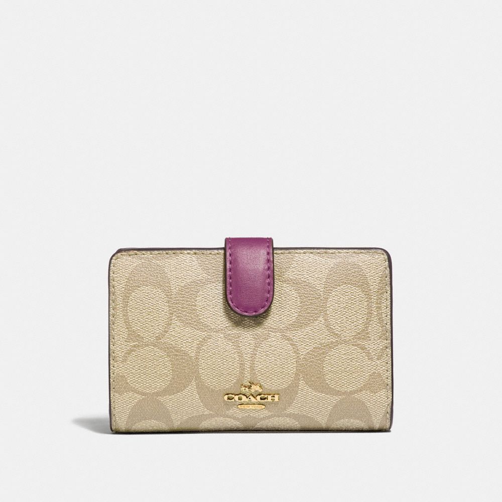 COACH MEDIUM CORNER ZIP WALLET IN SIGNATURE CANVAS - LIGHT KHAKI/PRIMROSE/IMITATION GOLD - F23553