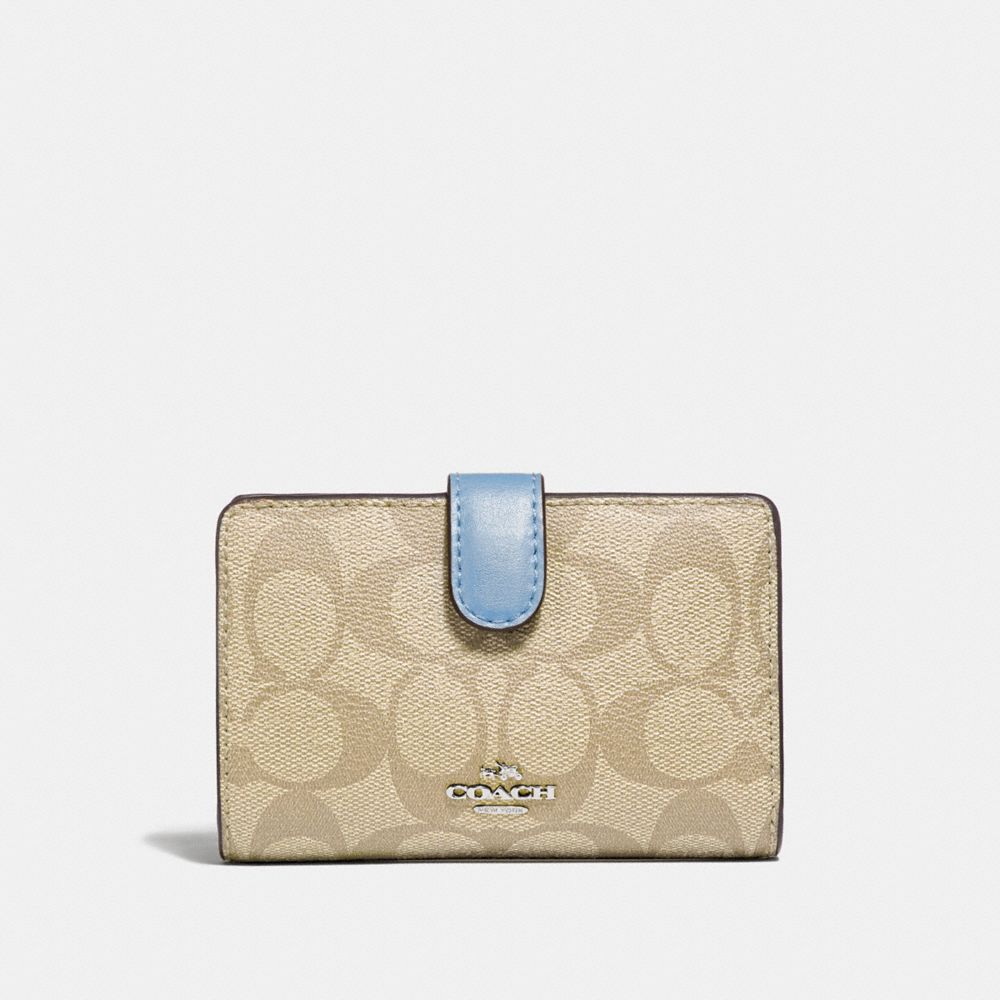 COACH F23553 Medium Corner Zip Wallet In Signature Canvas LT KHAKI/CORNFLOWER/SILVER