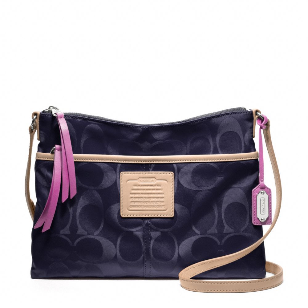 COACH WEEKEND HIPPIE IN SIGNATURE NYLON FABRIC -  - f24861