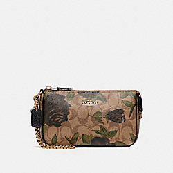 COACH LARGE WRISTLET 19 WITH CAMO ROSE FLORAL PRINT - LIGHT GOLD/KHAKI - F25787