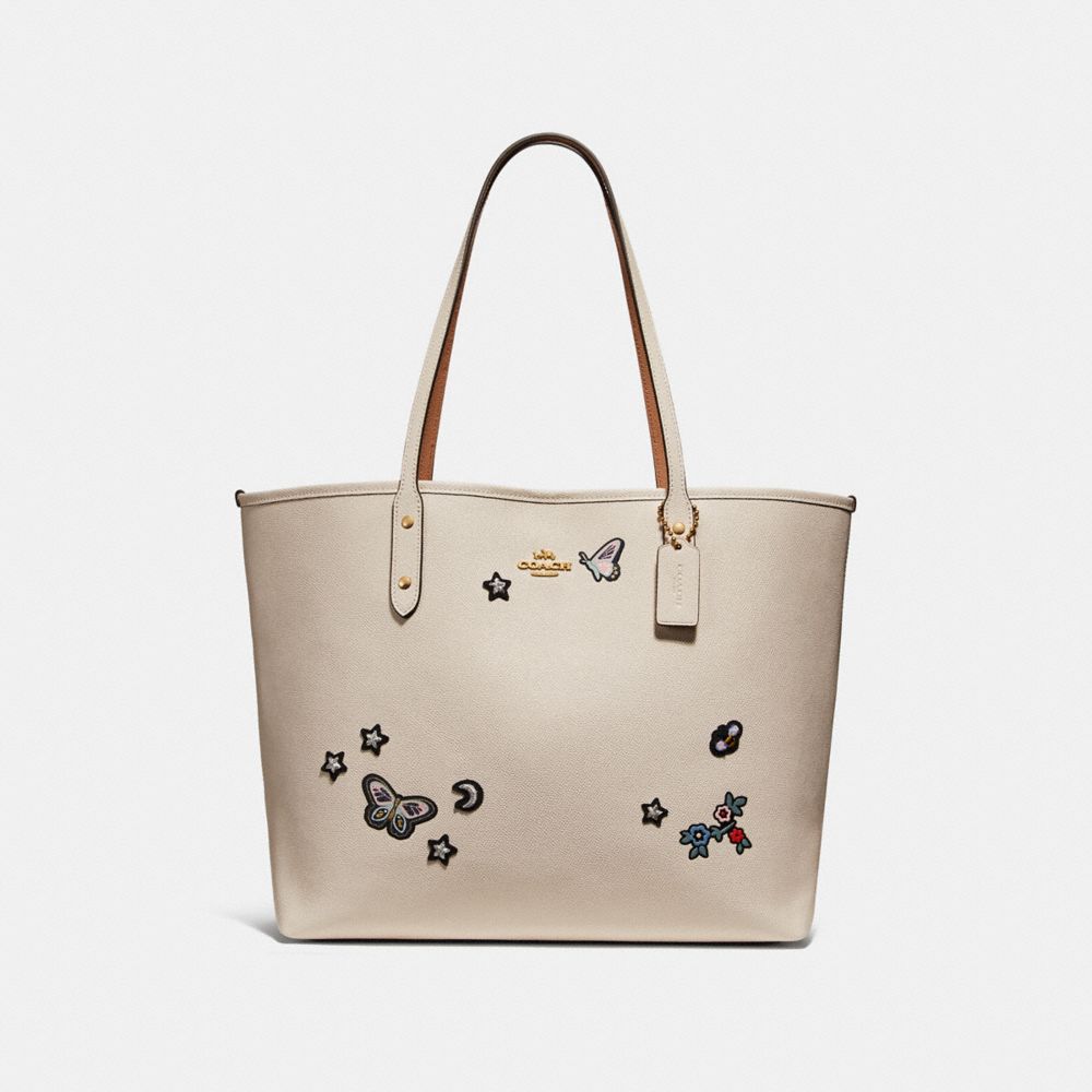 CITY TOTE WITH SOUVENIR EMBROIDERY - f25798 - CHALK/LIGHT GOLD