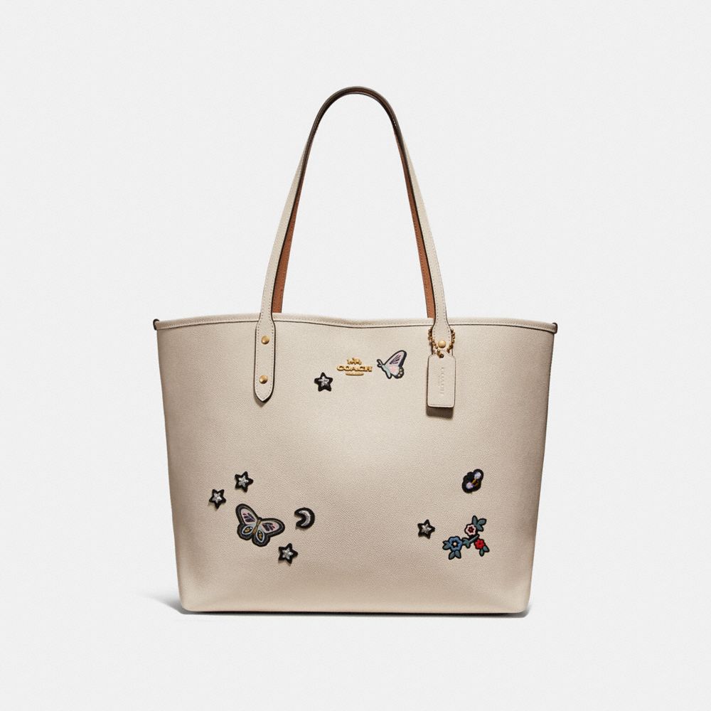 COACH CITY TOTE WITH SOUVENIR EMBROIDERY - CHALK/LIGHT GOLD - f25798