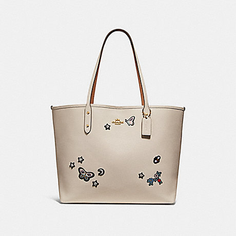 COACH CITY TOTE WITH SOUVENIR EMBROIDERY - CHALK/LIGHT GOLD - f25798