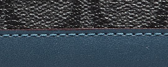 3-IN-1 WALLET IN SIGNATURE CANVAS WITH VARSITY STRIPE