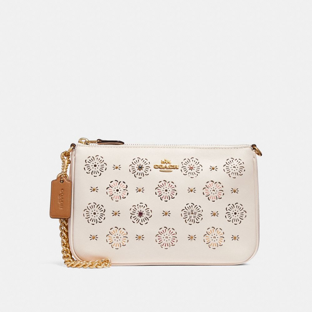 NOLITA WRISTLET 22 WITH CUT OUT TEA ROSE - CHALK/LIGHT GOLD - COACH F27090