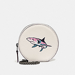 ROUND COIN CASE WITH SHARK MOTIF - COACH f27476 - CHALK/BLACK ANTIQUE NICKEL