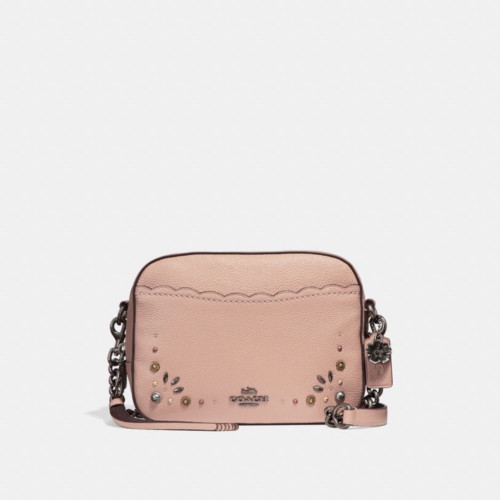 CAMERA BAG WITH PRAIRIE RIVET DETAILS - F29333 - DARK BLUSH/DARK GUNMETAL