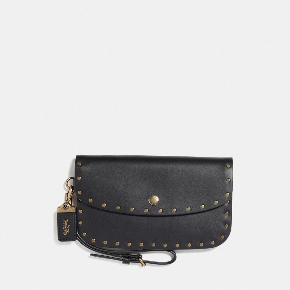 COACH F29765 CLUTCH WITH RIVETS BLACK/BRASS