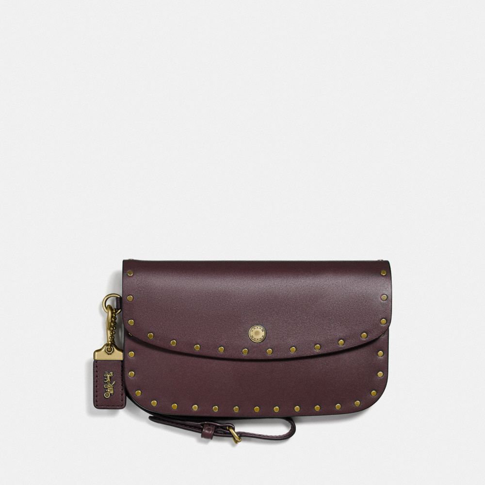 CLUTCH WITH RIVETS - F29765 - OXBLOOD/BRASS