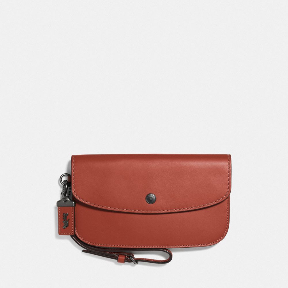 COACH F29770 - CLUTCH CHILI/BLACK COPPER