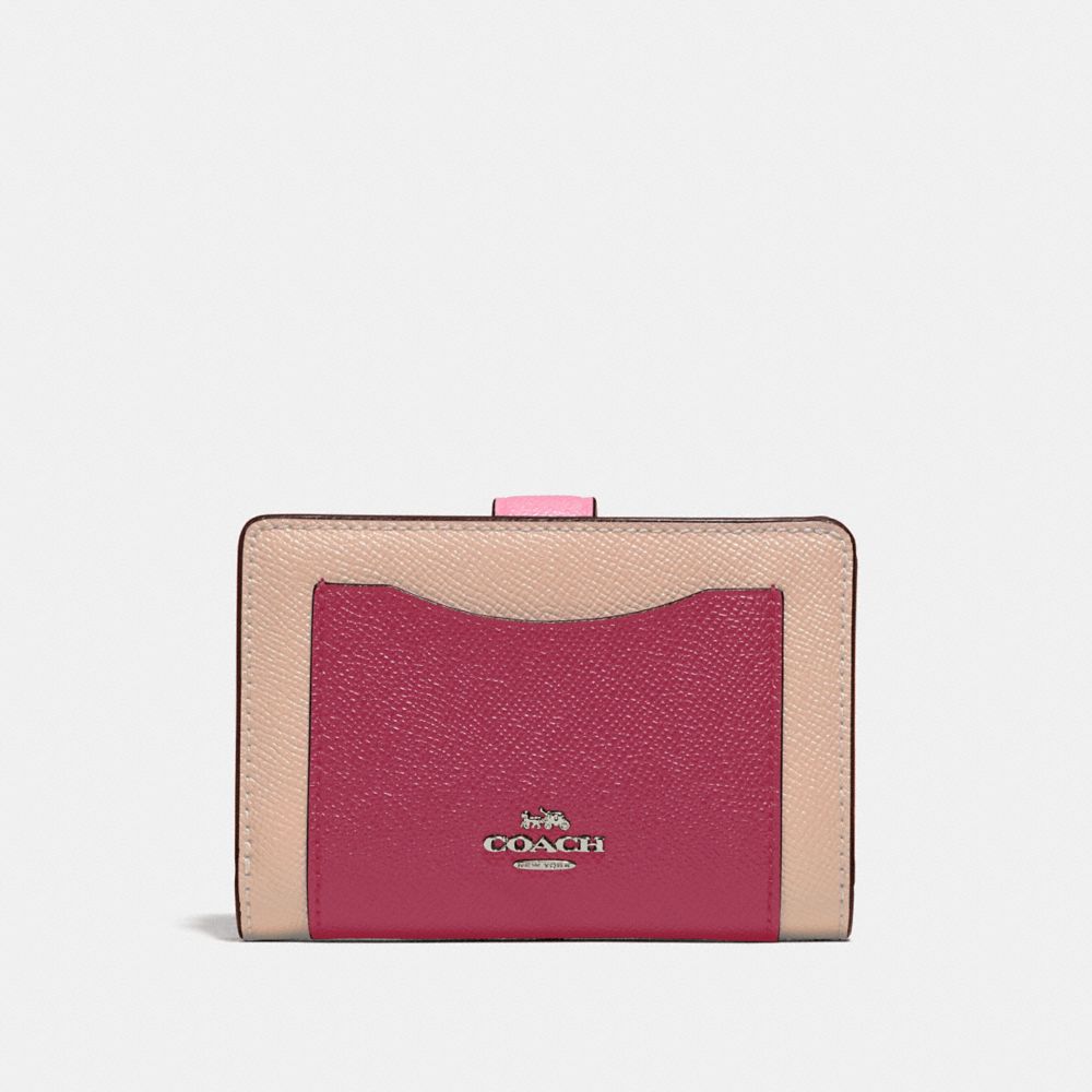 MEDIUM CORNER ZIP WALLET IN COLORBLOCK - SILVER/PINK MULTI - COACH F29939