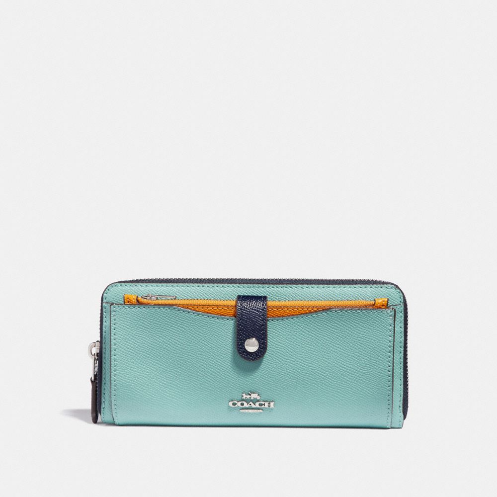 MULTIFUNCTION WALLET IN COLORBLOCK - COACH f29940 - SILVER/BLUE MULTI