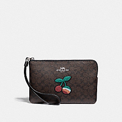 CORNER ZIP WRISTLET IN SIGNATURE CANVAS WITH CHERRY - f31891 - brown black/multi/silver