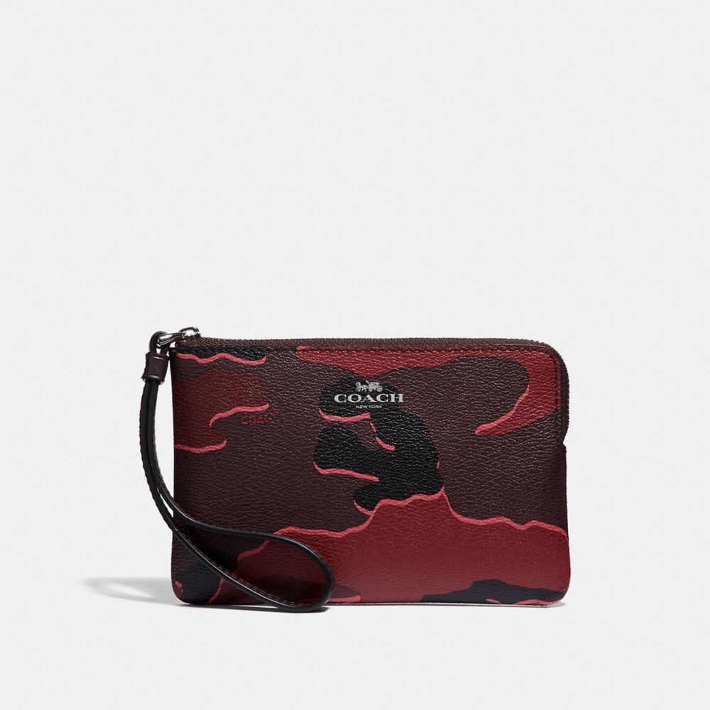 CORNER ZIP WRISTLET WITH WILD CAMO PRINT - BURGUNDY MULTI/SILVER - COACH F32074