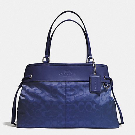 SIGNATURE NYLON DRAWSTRING CARRYALL - COACH F32702 - SILVER/NAVY