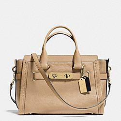 COACH COACH SWAGGER CARRYALL IN COLORBLOCK LEATHER - LIGHT GOLD/NUDE MULTI - F34420