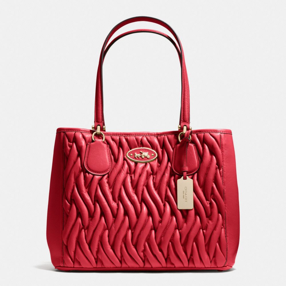 KITT CARRYALL IN GATHERED LEATHER - LIGHT GOLD/RED - COACH F34564