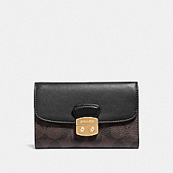 AVARY MEDIUM ENVELOPE WALLET IN SIGNATURE CANVAS - COACH F34780 - BROWN/BLACK/LIGHT GOLD