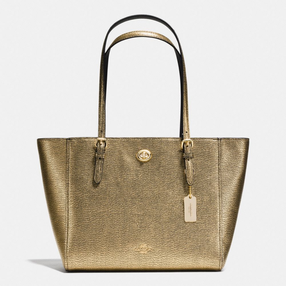 TURNLOCK SMALL TOTE IN METALLIC PEBBLE LEATHER - LIGHT GOLD/GOLD - COACH F36459