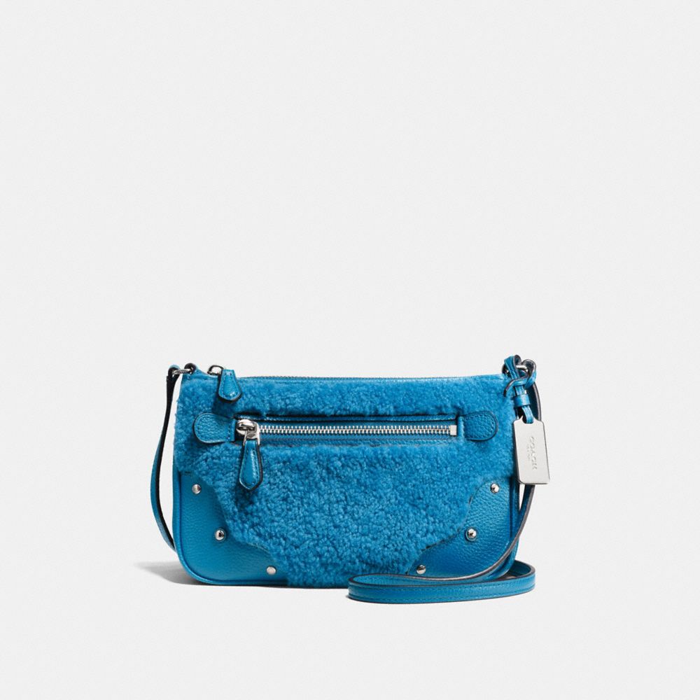 COACH F36490 - SMALL RHYDER POCHETTE IN SHEARLING SILVER/PEACOCK