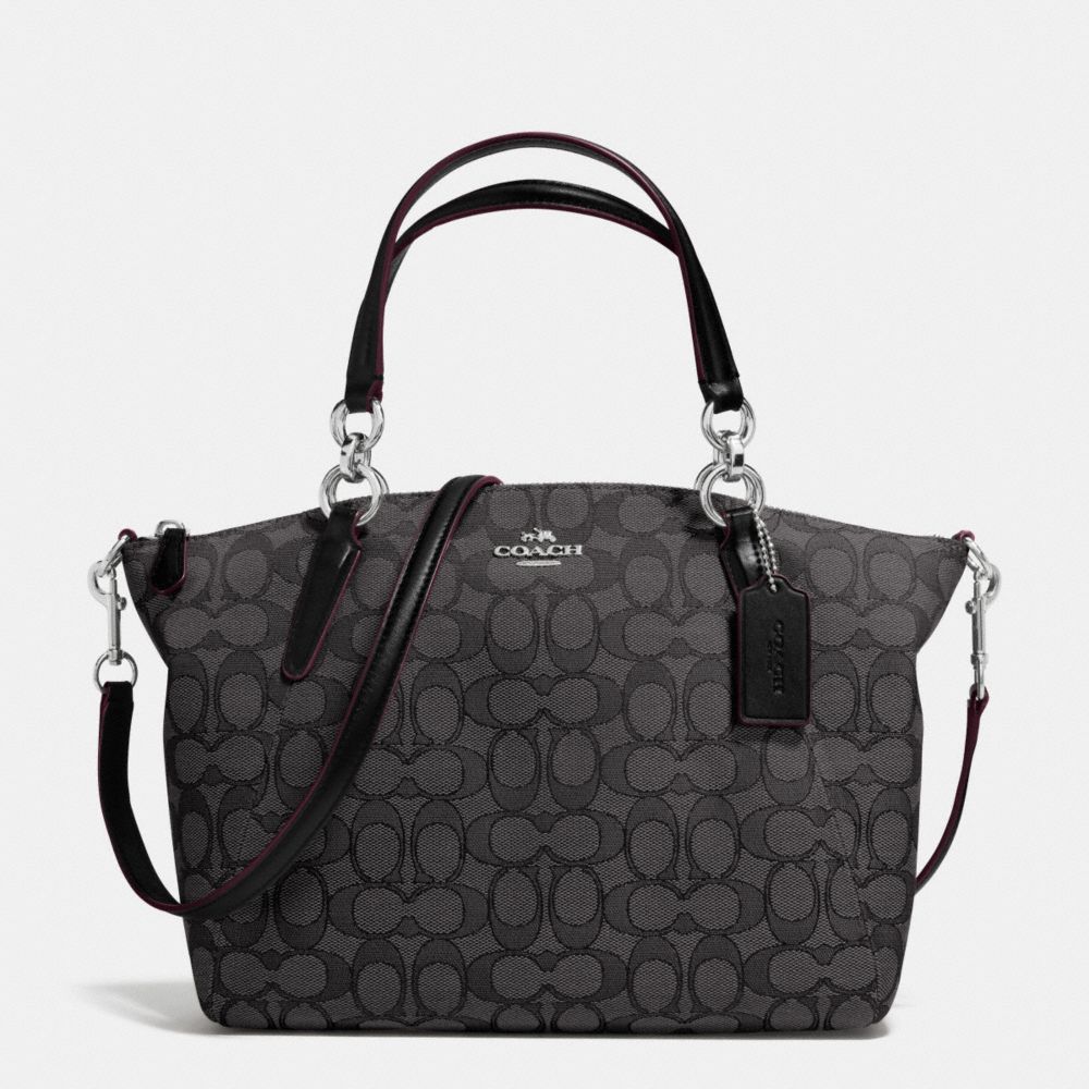 SMALL KELSEY SATCHEL IN SIGNATURE - SILVER/BLACK SMOKE/BLACK - COACH F36625