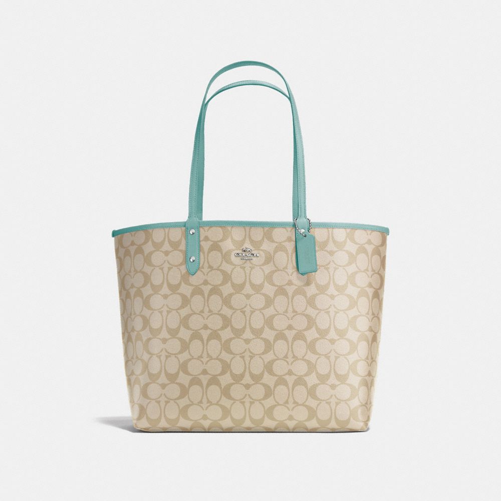 REVERSIBLE CITY TOTE IN SIGNATURE CANVAS - f36658 - SVNKA