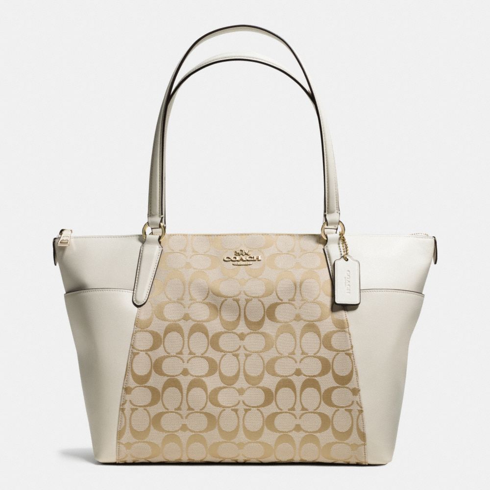 AVA TOTE IN SIGNATURE - f37231 - IMITATION GOLD/LIGHT KHAKI/CHALK