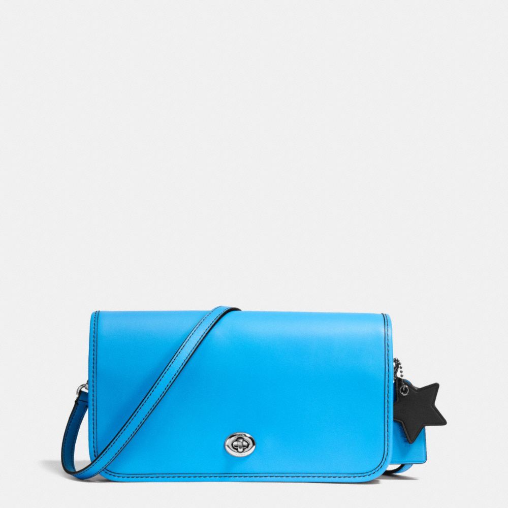 TURNLOCK CROSSBODY IN GLOVETANNED LEATHER - f38015 - SILVER/AZURE BLACK