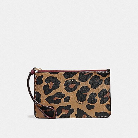COACH SMALL WRISTLET WITH LEOPARD PRINT - NATURAL/LIGHT GOLD - F39079