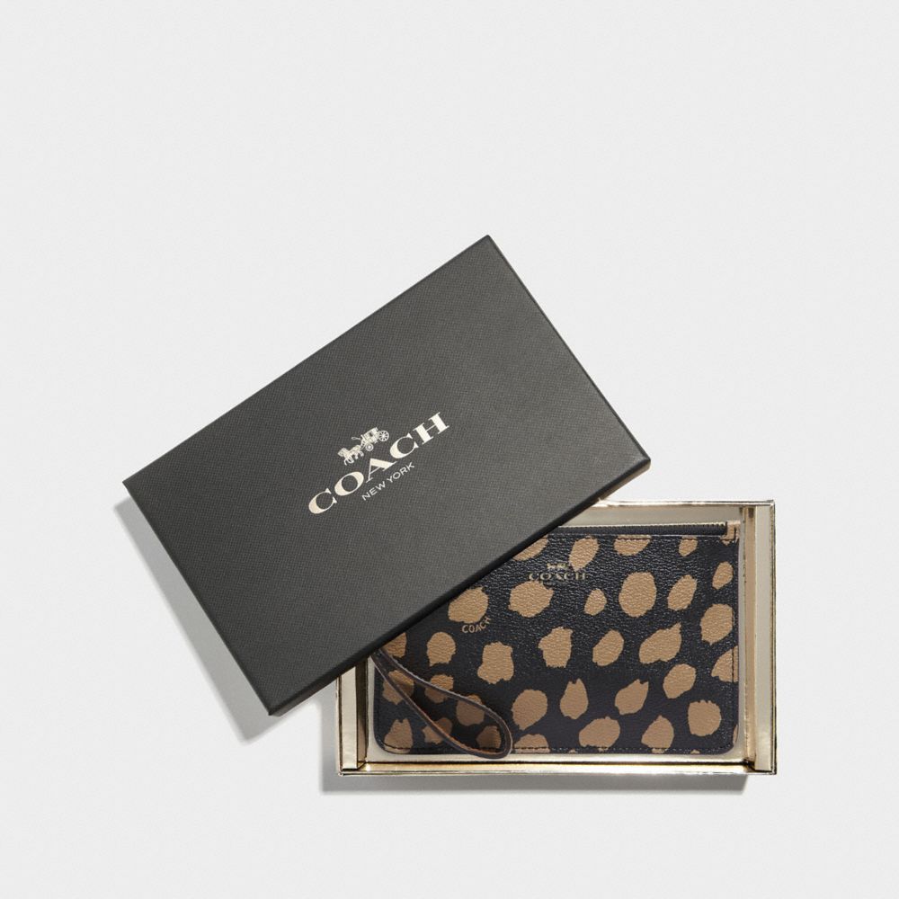 BOXED SMALL WRISTLET WITH DEER SPOT PRINT - F39097 - BLACK/LT SADDLE/LIGHT GOLD