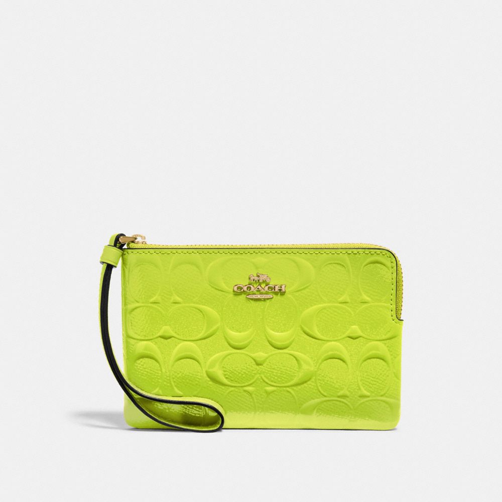 CORNER ZIP WRISTLET IN SIGNATURE LEATHER - F39151 - NEON YELLOW/LIGHT GOLD