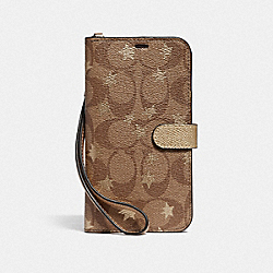 IPHONE XR PHONE FOLIO IN SIGNATURE CANVAS WITH POP STAR PRINT - COACH F39485 - KHAKI/MULTICOLOR