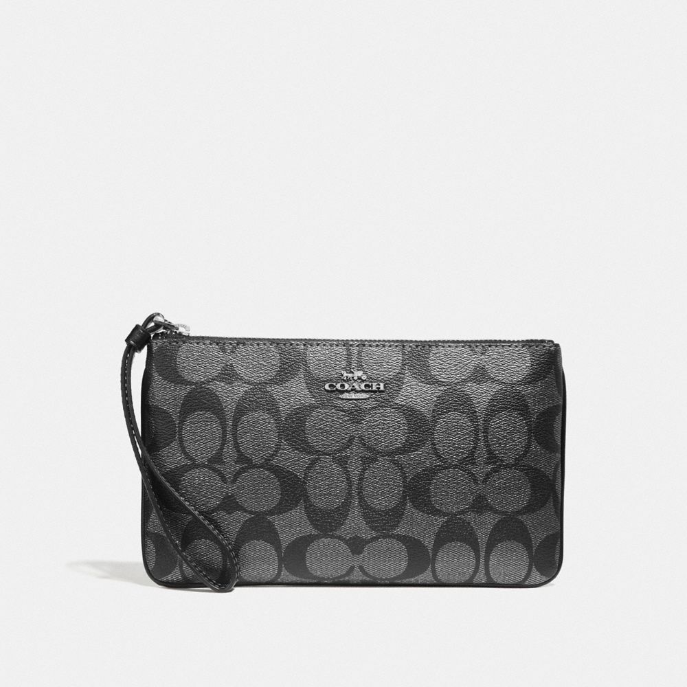 COACH LARGE WRISTLET IN SIGNATURE CANVAS - GUNMETAL/SILVER - F39667