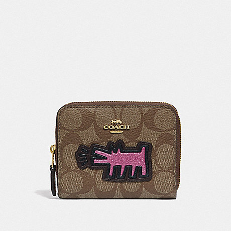 COACH KEITH HARING SMALL ZIP AROUND WALLET IN SIGNATURE CANVAS WITH PATCHES - KHAKI MULTI /IMITATION GOLD - F39996