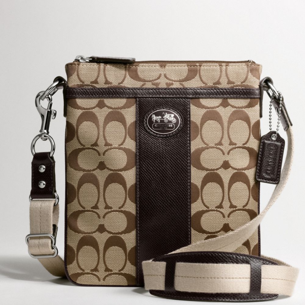 COACH SUTTON SWINGPACK IN SIGNATURE FABRIC - SILVER/KHAKI/MAHOGANY 2 - f43976