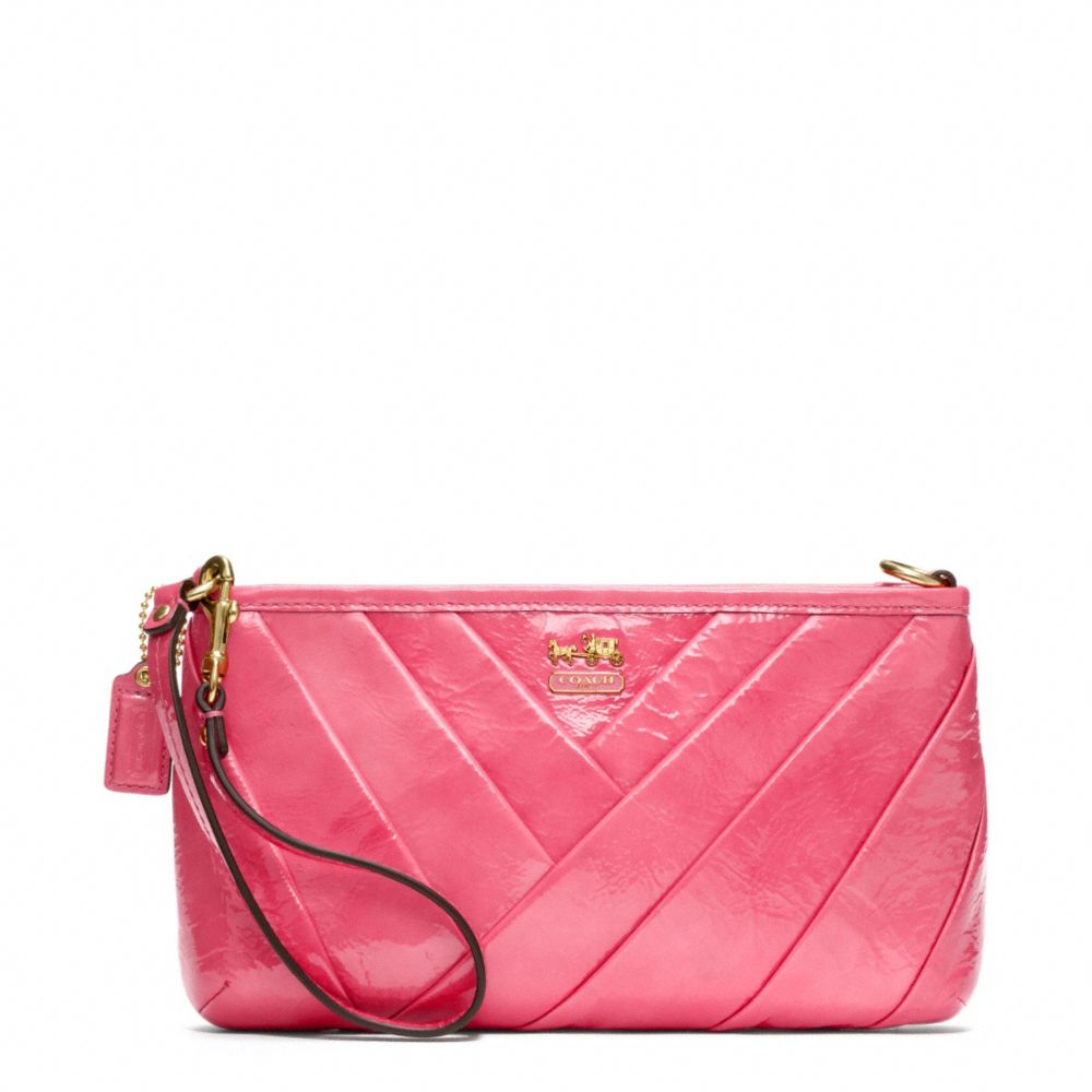 MADISON DIAGONAL PLEATED PATENT LARGE WRISTLET COACH F48522