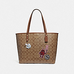 COACH F48728 - KEITH HARING TOTE IN SIGNATURE CANVAS WITH PATCHES KHAKI MULTI /IMITATION GOLD