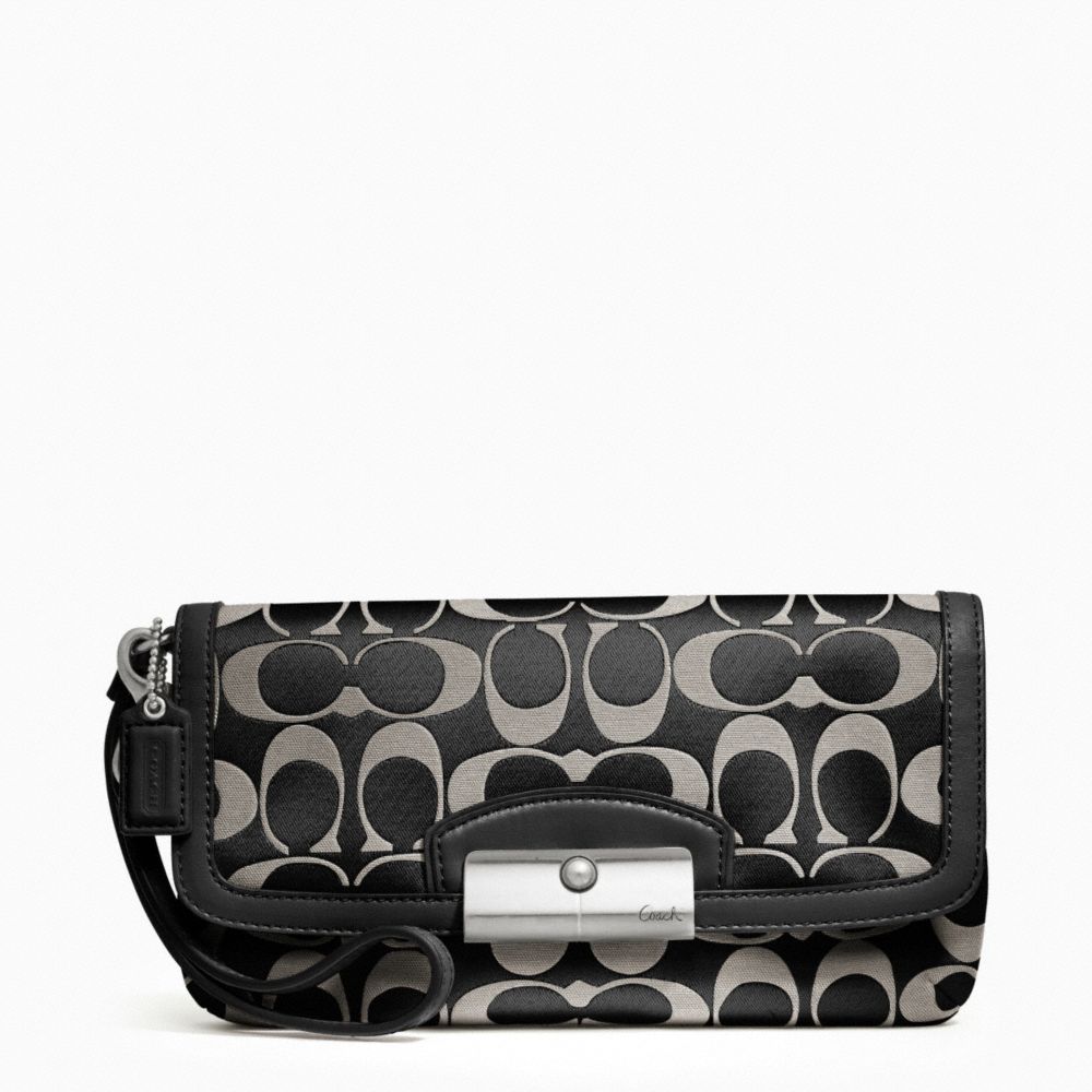 KRISTIN SIGNATURE SATEEN LARGE FLAP WRISTLET - SILVER/BLACK/WHITE/BLACK - COACH F48980