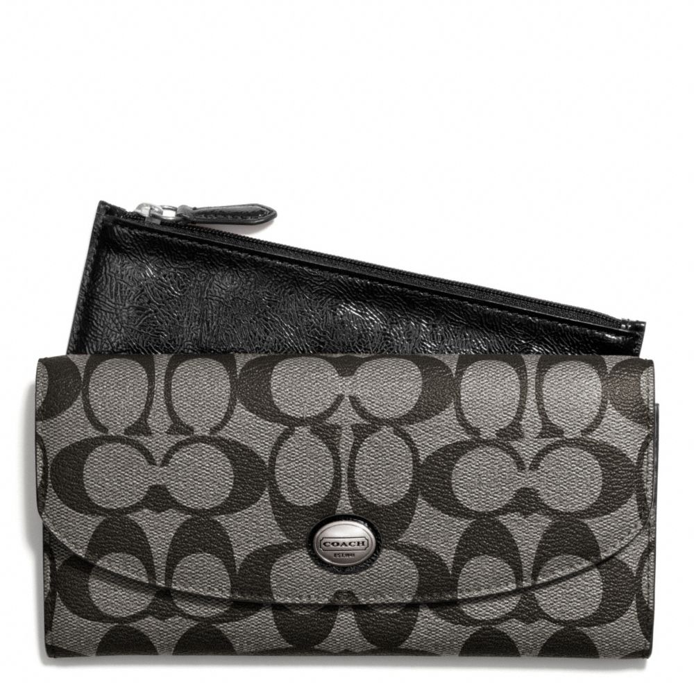 PEYTON SIGNATURE SLIM ENVELOPE WITH POUCH COACH F49154