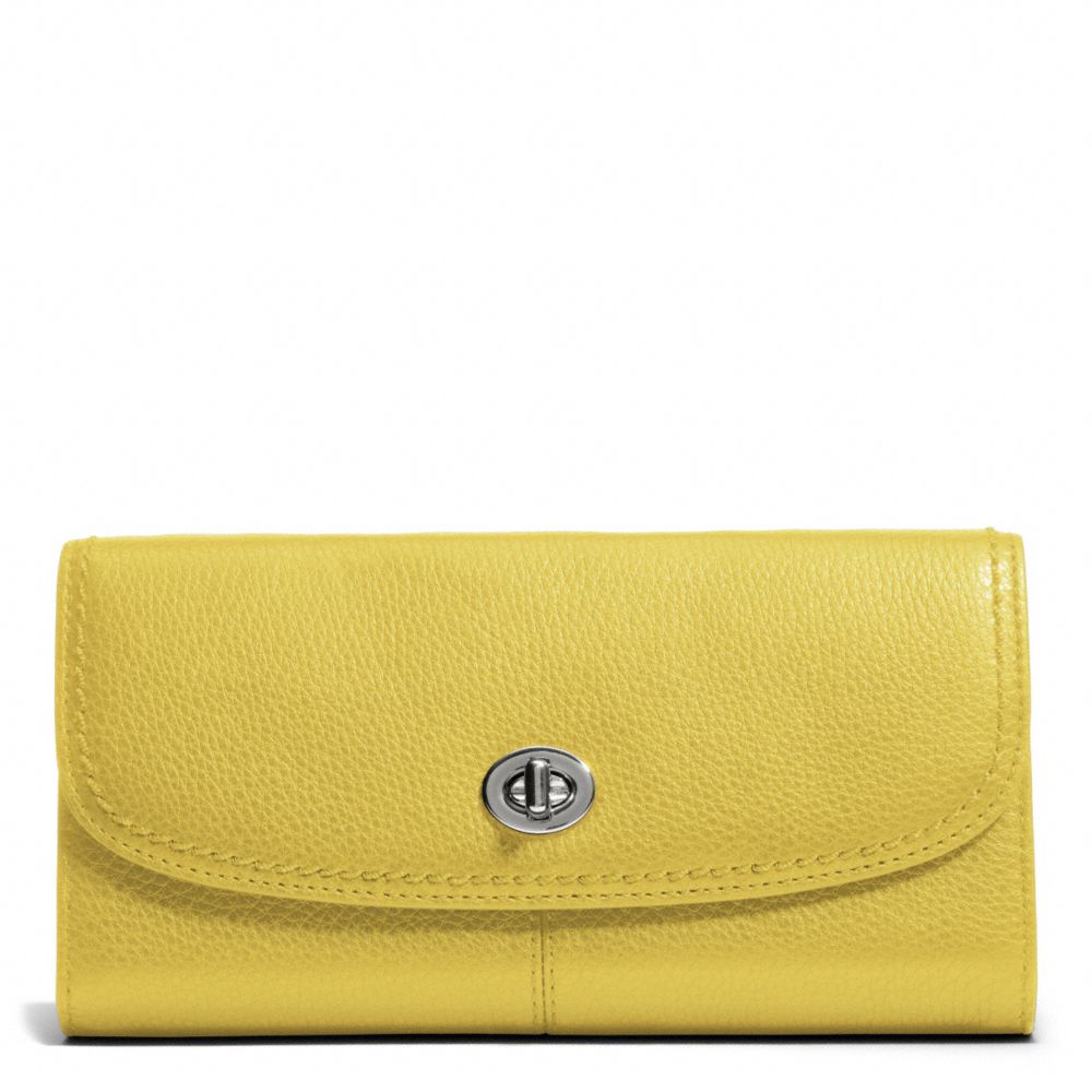 COACH f49167 PARK LEATHER TURNLOCK SLIM ENVELOPE SILVER/CHARTREUSE