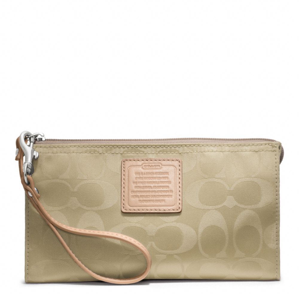 COACH f49546 WEEKEND ZIPPY WALLET IN NYLON 