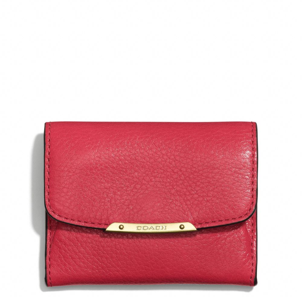 COACH F49779 Madison Leather Flap Card Case LIGHT GOLD/SCARLET